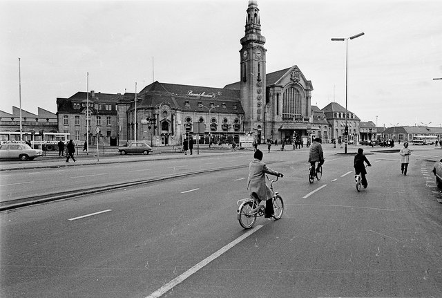 Le choc pétrolier de 1973 avait provoqué, le 25 novembre, le premier dimanche sans voiture à Luxembourg et dans d’autres capital