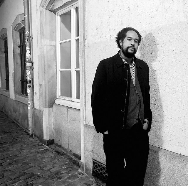 Norman Ajari devant le Gudde Wëllen vendredi dernier