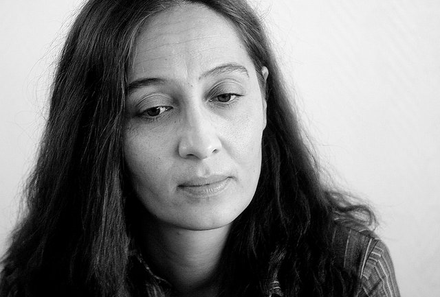 Zubeyde Esöz, fraîchement libérée de la prison de Schrassig, donne  une conférence  de presse en septembre 2006