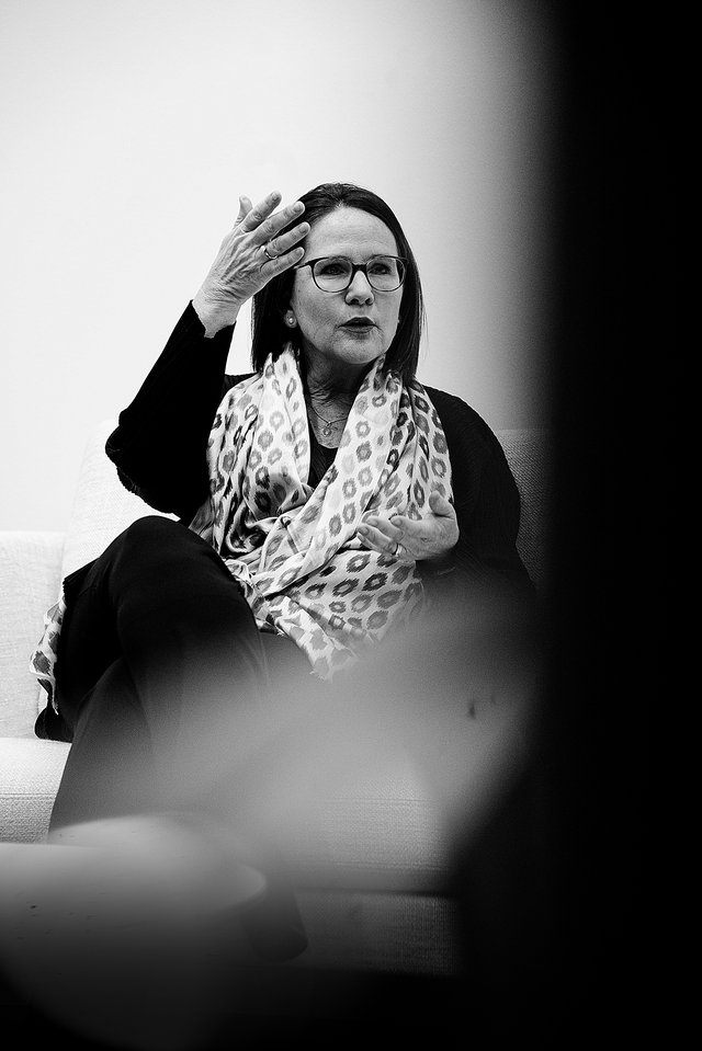 Verteidigungs- ministerin Yuriko Backes (DP) in der Verteidigungs- direktion des Außenministeriums